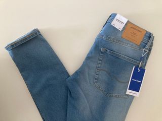 Jack & Jones Liam. Pantalón vaquero azul. W31 L34