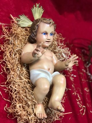 Niño jesus   Ojos  azules   Con  sello olot