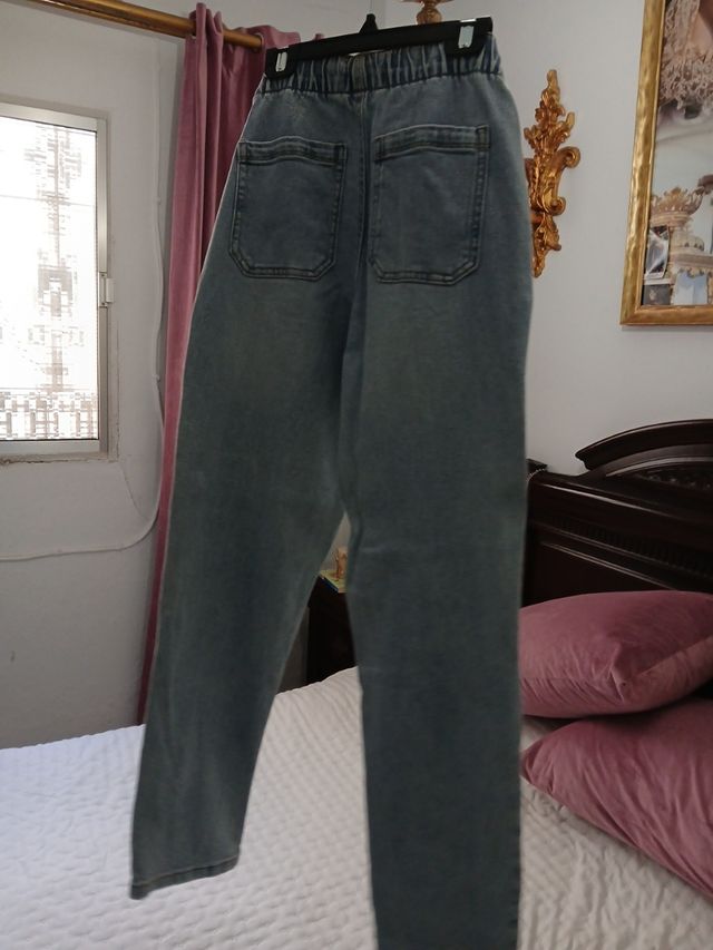 Pantaloni in denim Gemo in vendita