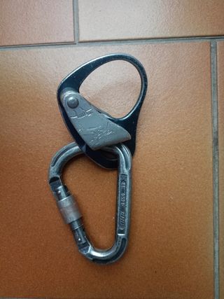 Asegurador escalada Kong Ghost