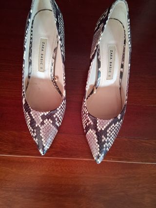 Zapatos Zara Serpiente talla 36