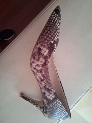 Zapatos Zara Serpiente talla 36