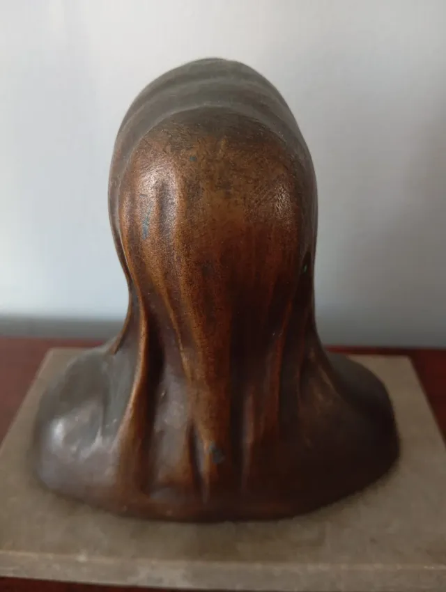 Busto antiguo art decó virgen María.