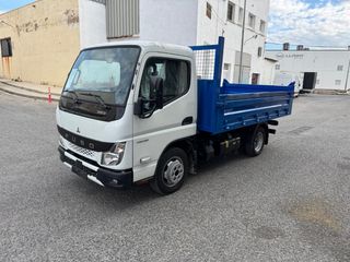 Camión Fuso 3.500kg basculante