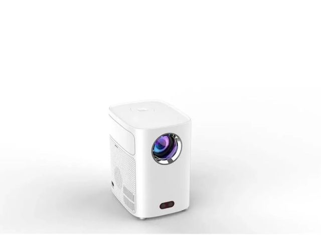 MINI PROYECTOR 4K 16000LUX Modelo Q1