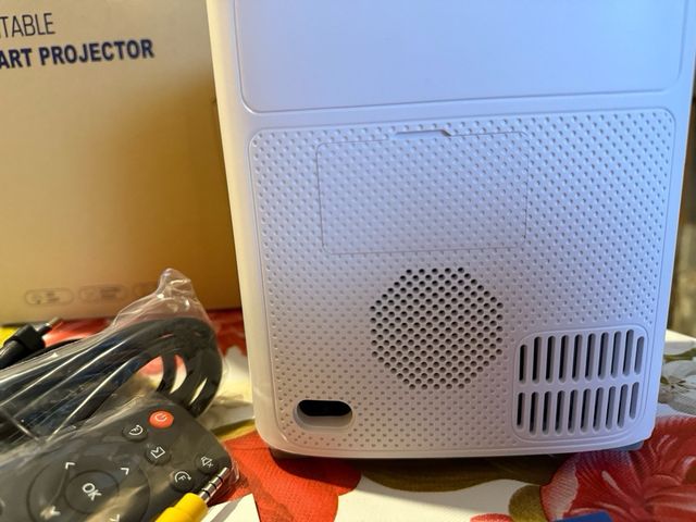 MINI PROYECTOR 4K 16000LUX Modelo Q1