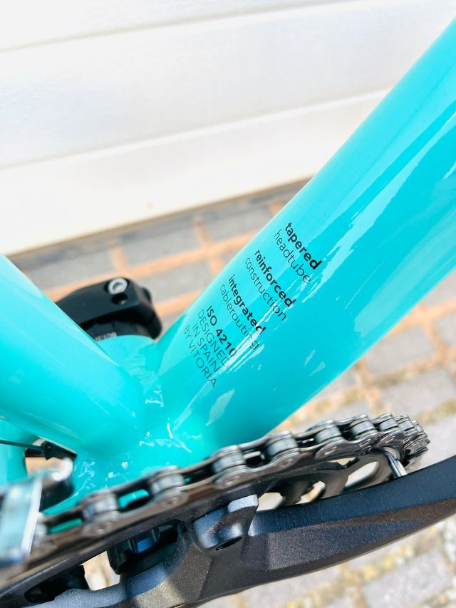 Bicicleta gravel casi nueva Shimano Tiagra 2x10