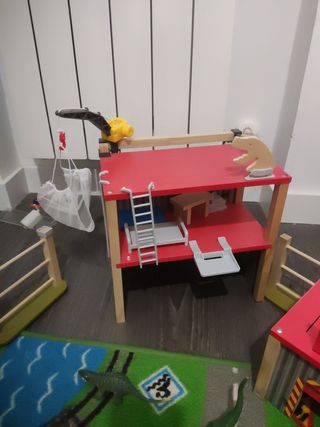 Parque dinosaurios madera