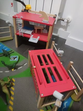 Parque dinosaurios madera