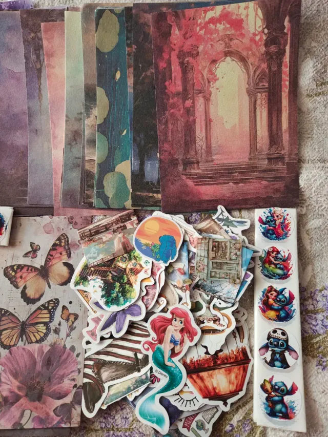 Set de 200 pegatinas variadas, hojas de papel y sellos