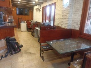 Conjunto mesas trillas y bancos