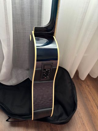 Guitarra acústica Harley Benton azul