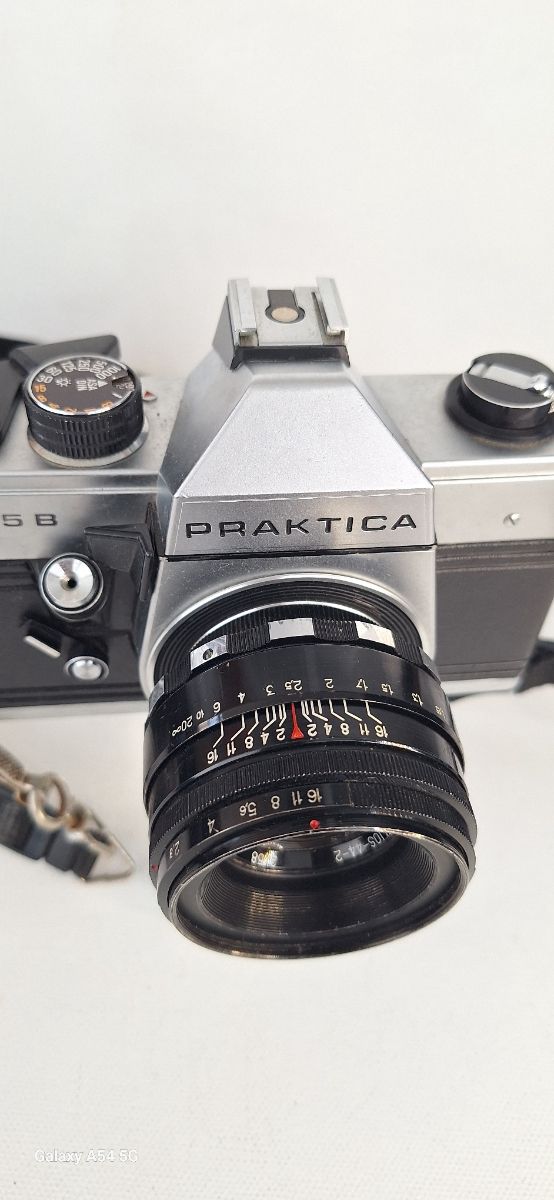 Praktica MTL 5 B  camara analógica