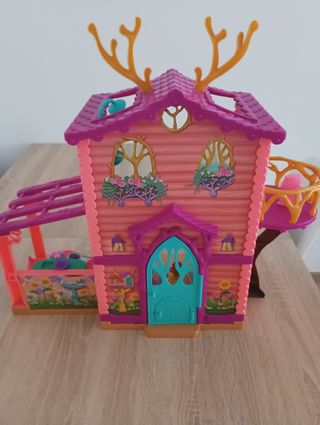 Casa muñecas Danessa Echantimals