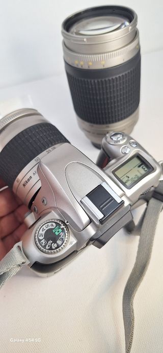 Nikon F-55 camara analógica