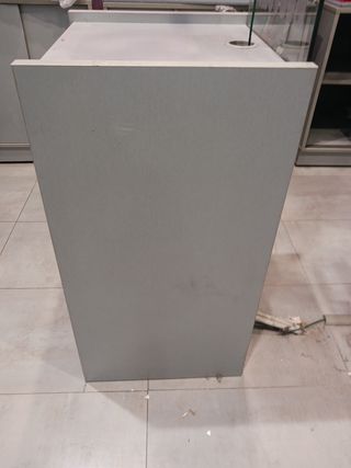 MUEBLE PARA ORDENADOR Y CAJON DINERO