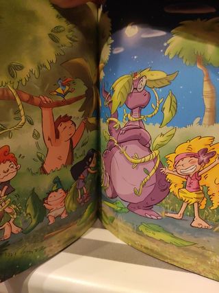 2 LIBROS DINO AMIGOS