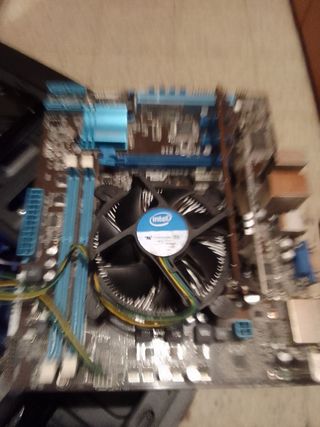 Disipador intel más placa parareparar