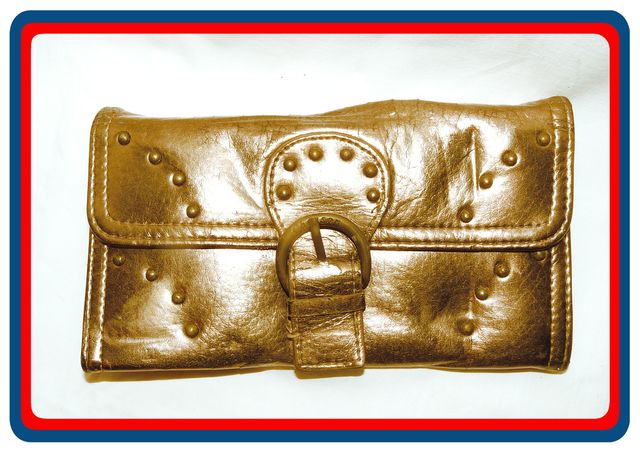 CARTERA-BILLETERA EN COLOR COBRE