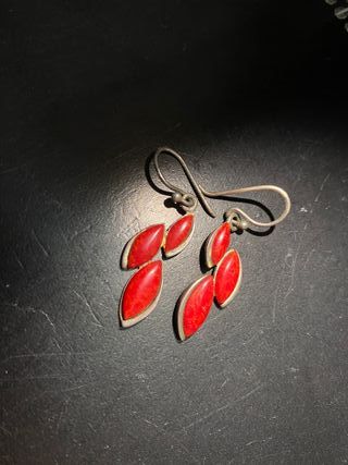 collar y pendientes de coral 