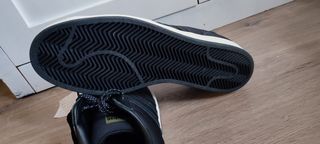 Adidas Superstar Noir talla 45 nuevos