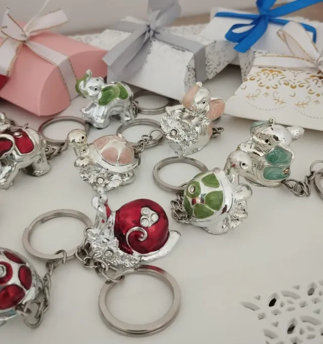 Bomboniere laurea battesimo nascita portachiavi