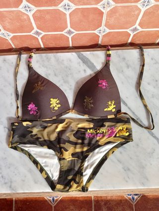 Bikini militar de Disney 