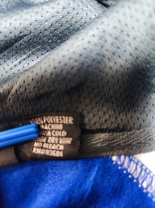 Felpa con cappuccio blu acceso