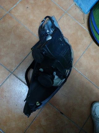 FARO DELANTERO DERECHO CITROËN C3 2016