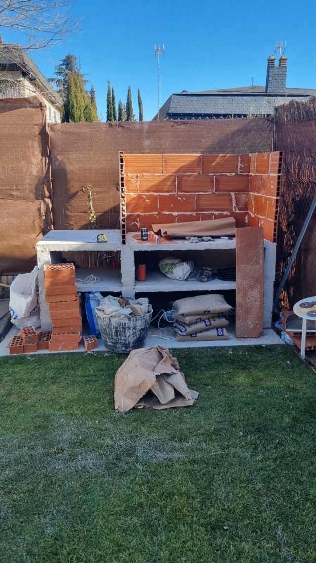 Albañil profesional