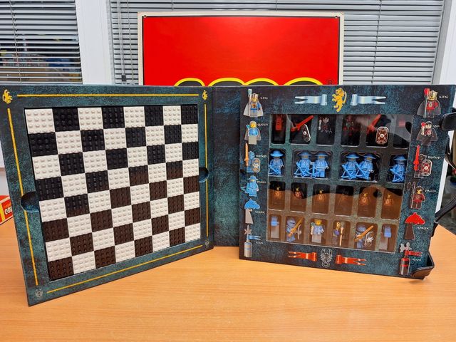 SCACCHI LEGO 851499-2005