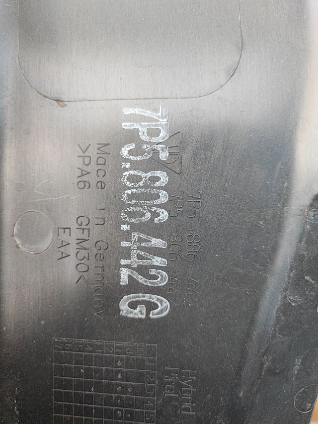 TAPAS PORSCHE CAYENNE 92A