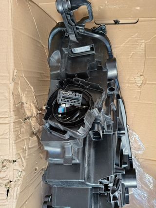 Faro delantero izquierdo Skoda Kamiq