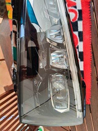 Faro delantero izquierdo Skoda Kamiq