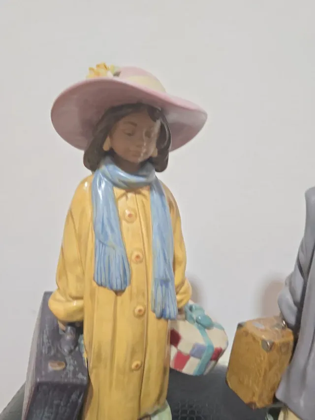 Lladró 2  Figuras  porcelana Gres