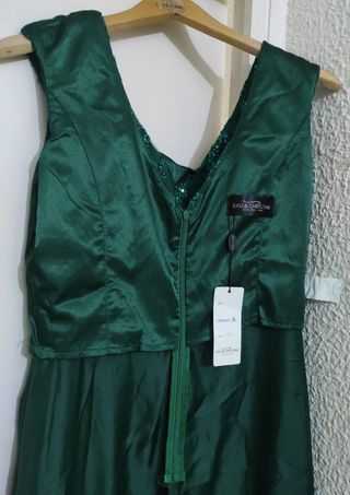 Vestido largo Nuevo de fiesta de Zara