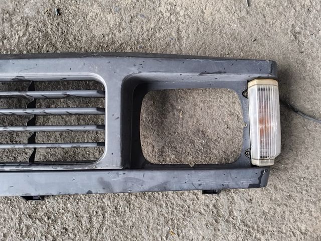 Parrilla nissan patrol k260