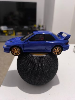 Subaru Impreza escala 1-32