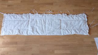 Conjunto cuna: colcha y chichoneras
