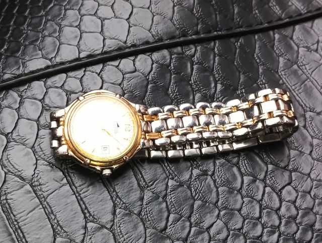 Reloj Lotus 
