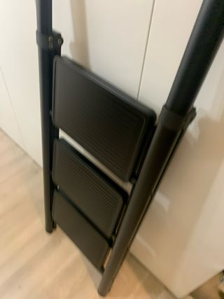 ESCALERA PLEGABLE NUEVA A ESTRENAR
