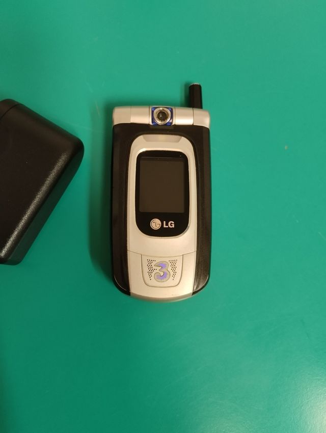 Telefono cellulare LG U8180