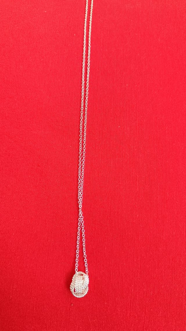 Collar plata joya bolita entrelazada