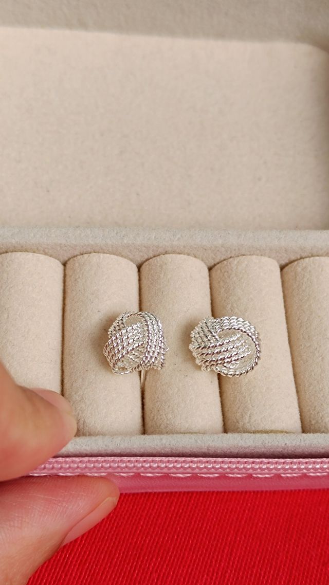Pendientes plata bolita entrelazada