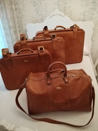 Pack de maletines de piel marca Tauro