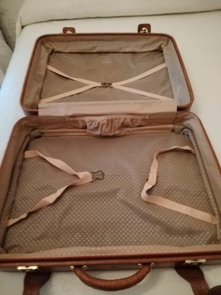 Pack de maletines de piel marca Tauro