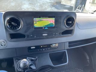 Mercedes-Benz Sprinter 2021