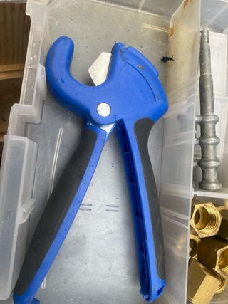 Herramienta homologada A/A  tuberia flexible.