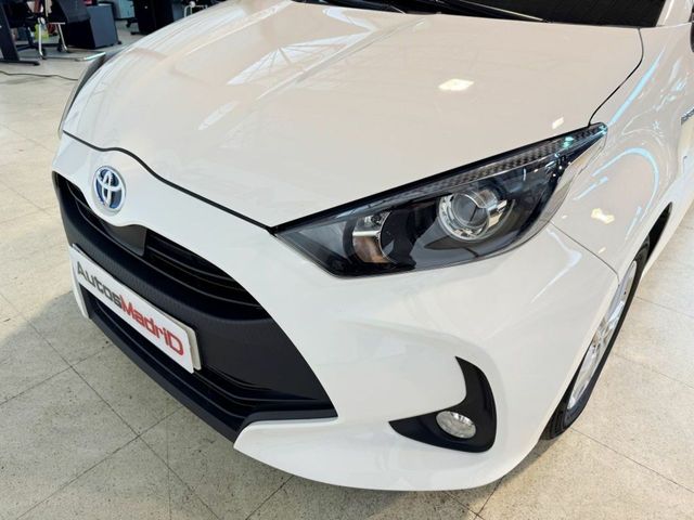 Toyota Yaris 1.5 120H Business Plus