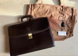 Maletin cartera Loewe nuevo